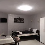 Rynok 25 Modern Center Apartment *