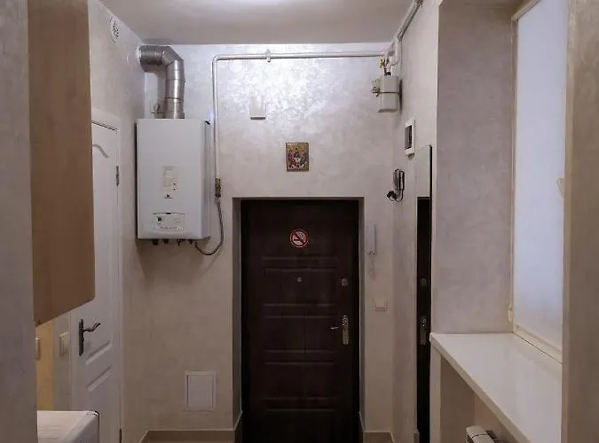 Rynok 25 Modern Center Lviv