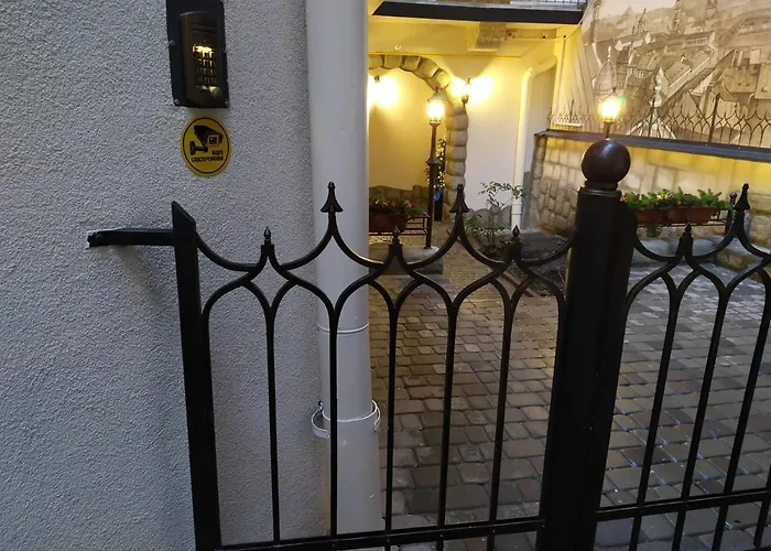 Rynok 25 Modern Center 公寓